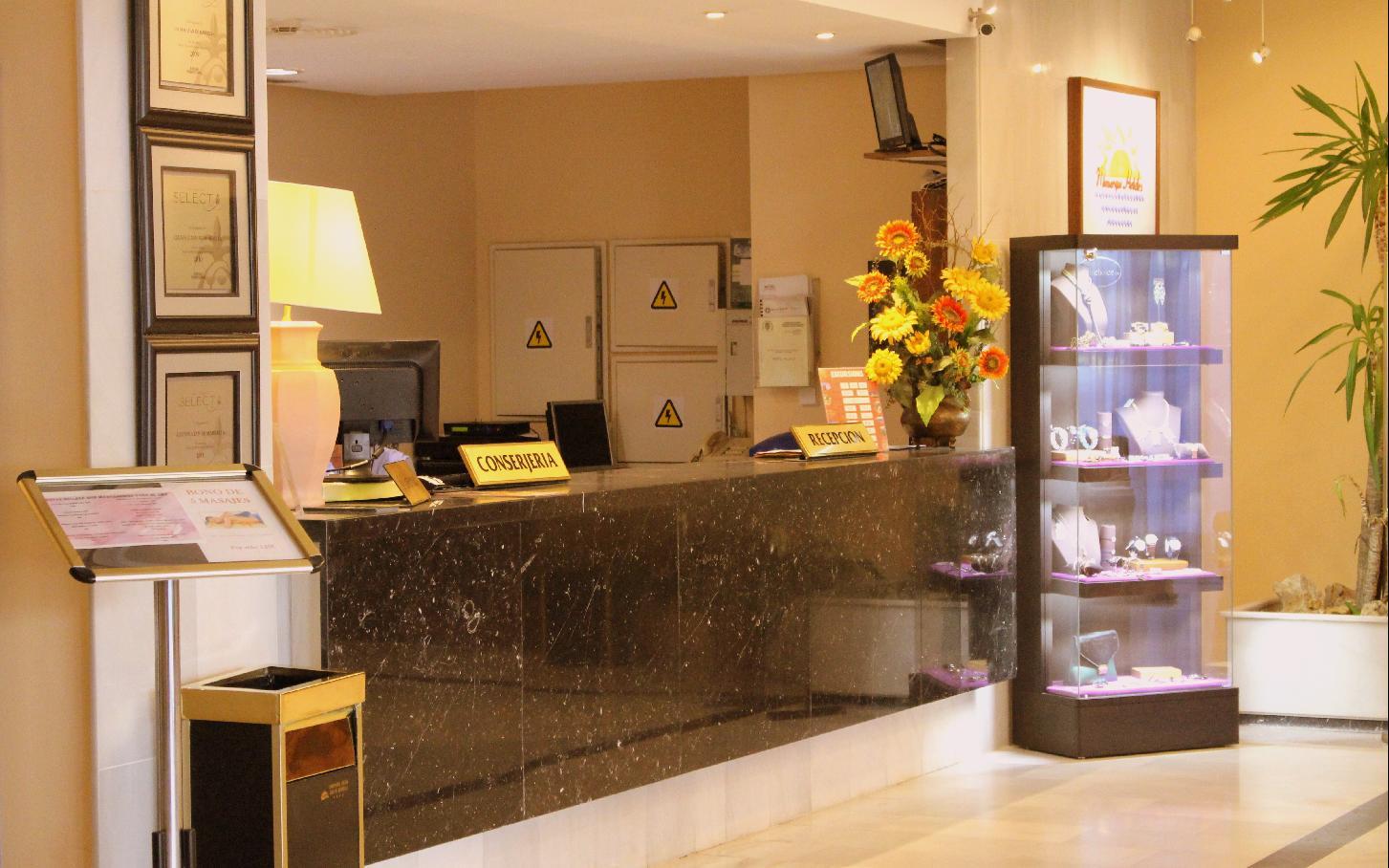 Hotel apartamentowy Monarque Sultan 4*